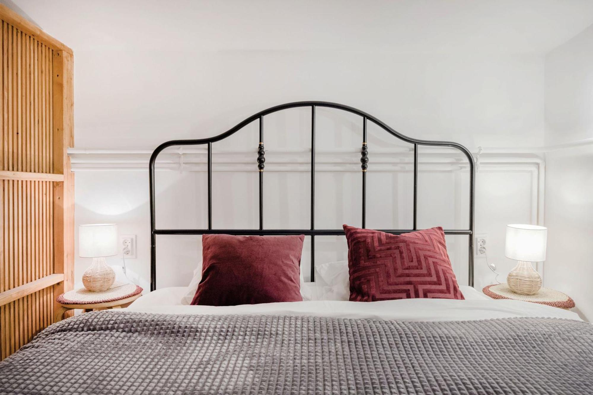 Wellness Wonderland: Garden, Sauna, Jacuzzi In Cbd Budapest Bagian luar foto