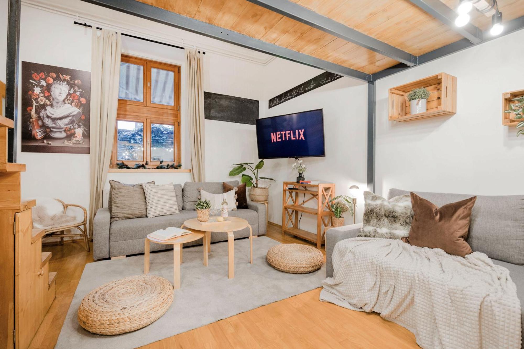 Wellness Wonderland: Garden, Sauna, Jacuzzi In Cbd Budapest Bagian luar foto