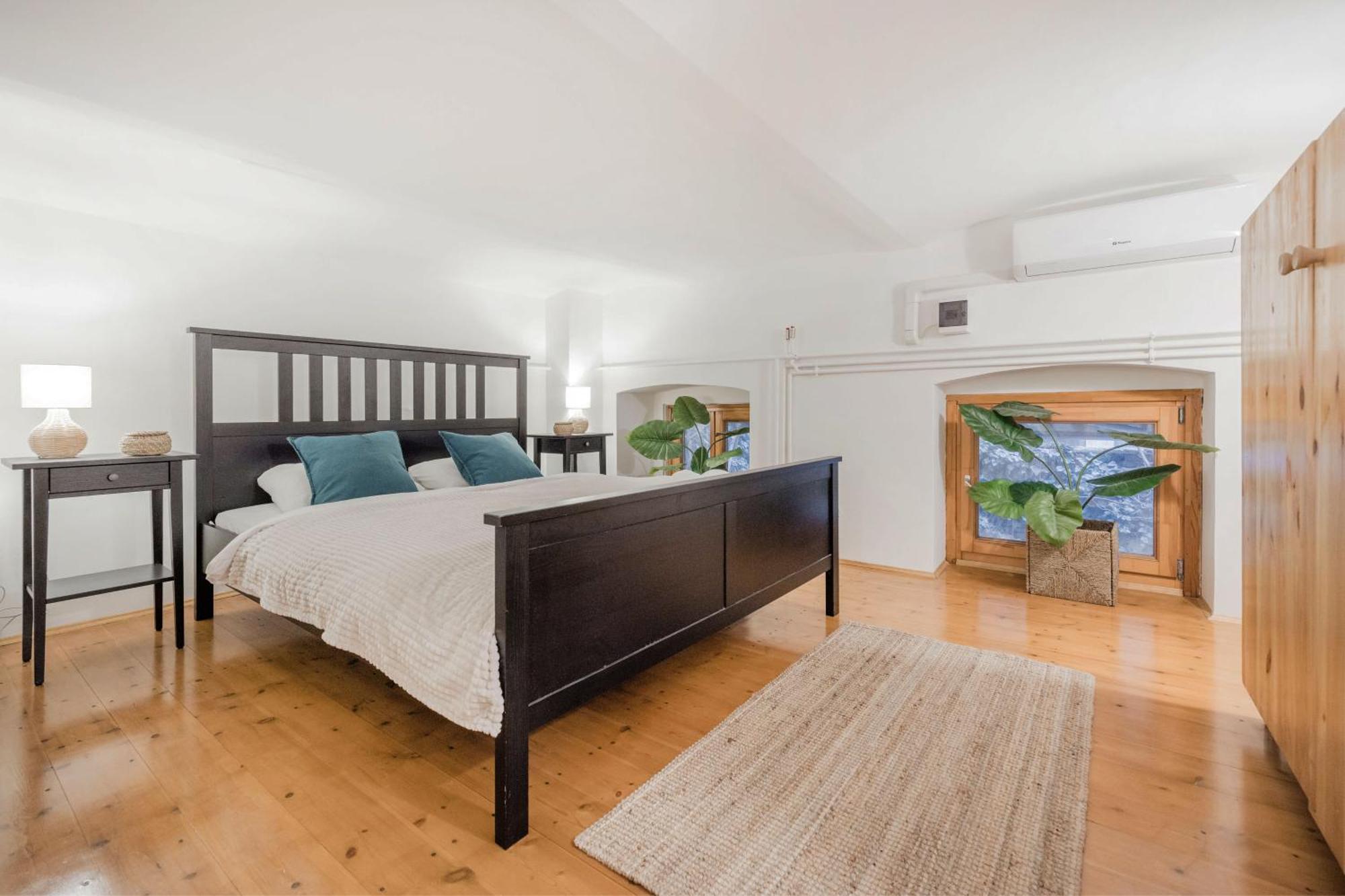 Wellness Wonderland: Garden, Sauna, Jacuzzi In Cbd Budapest Bagian luar foto